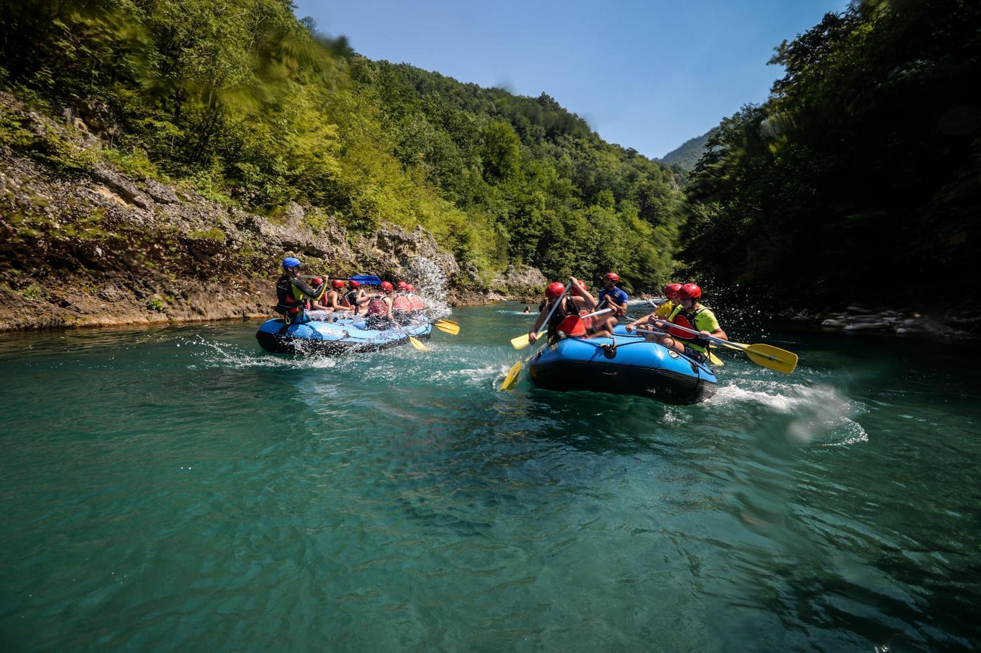 Camp Divlja Rijeka Hotel Hum Luaran gambar