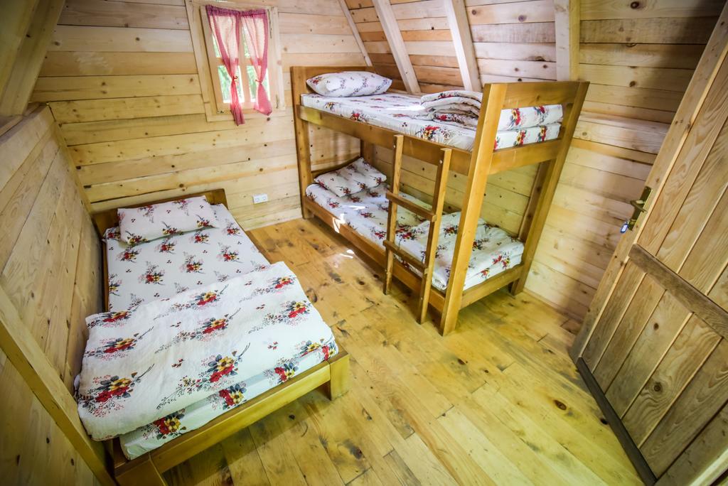 Camp Divlja Rijeka Hotel Hum Luaran gambar